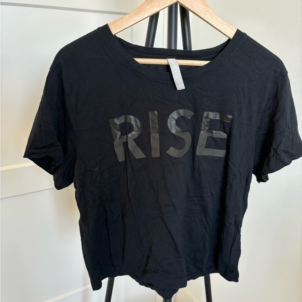 Athleta Women’s Black Rise Graphic Tee